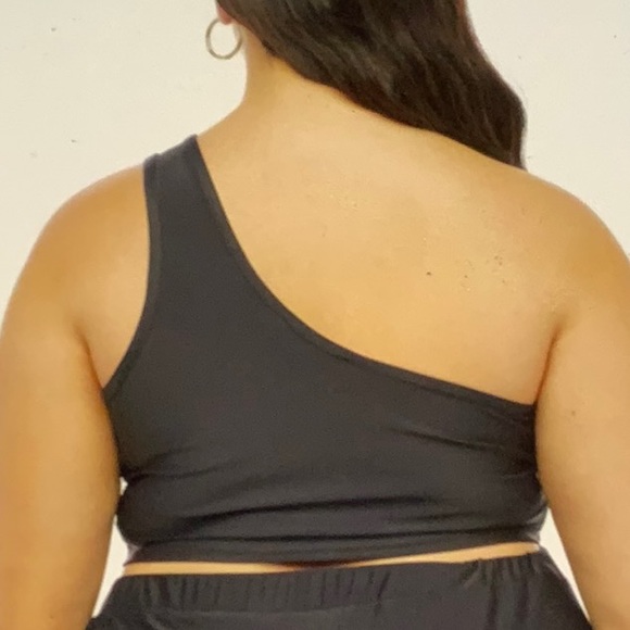 One Shoulder Top - Picture 2 of 7